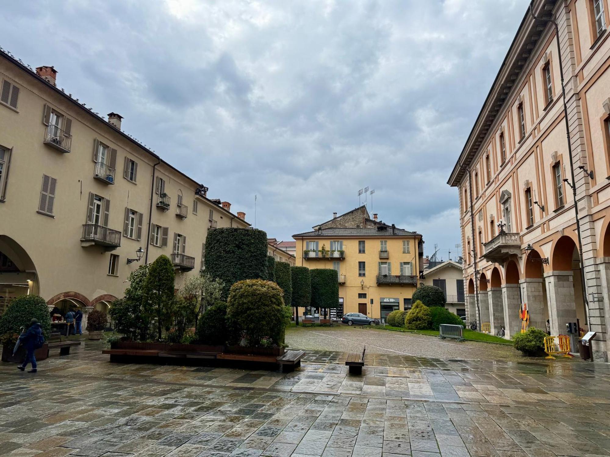 La Loggia Dei Mercanti Cuneo Exterior foto